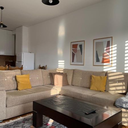 Central Luxury Apartment Prishtinë Ngoại thất bức ảnh