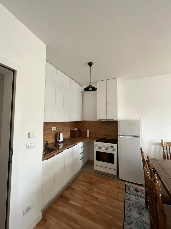 Central Luxury Apartment Prishtinë Ngoại thất bức ảnh
